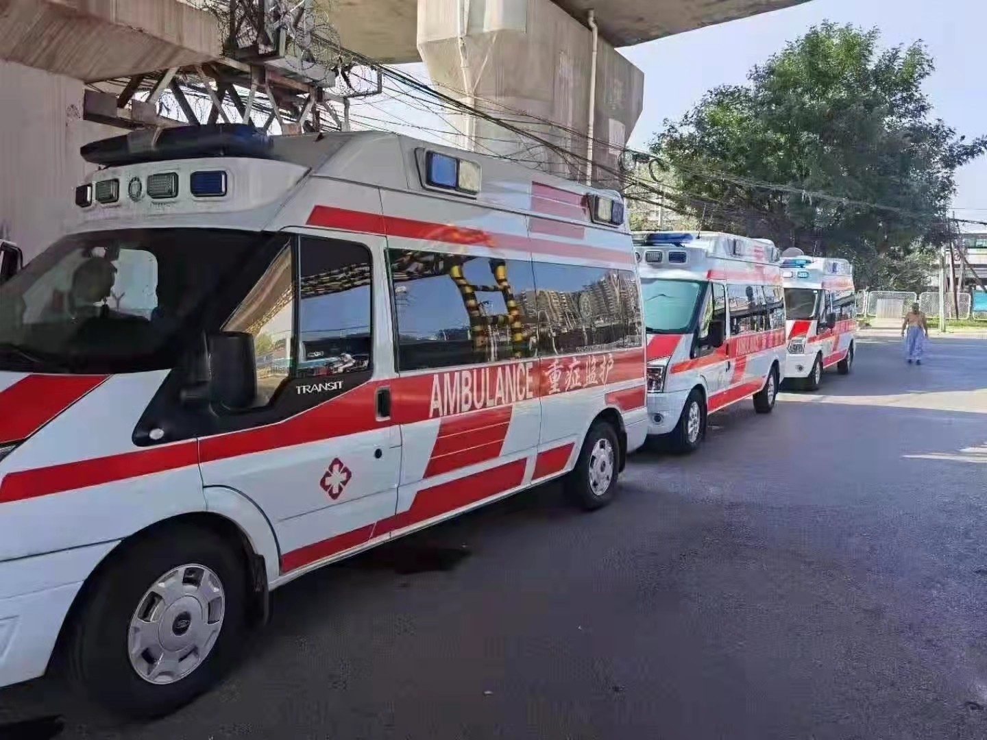 吐鲁番救护车出租